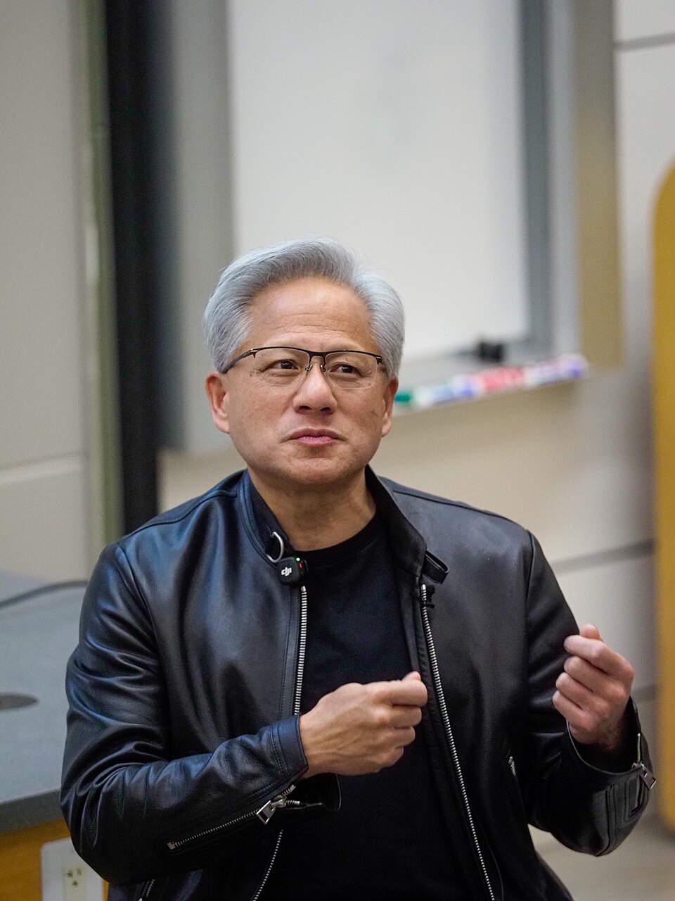 黄仁勋